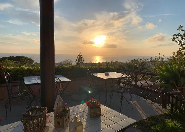 La Terrazzina Sul Tramonto Bed & Breakfast 3*